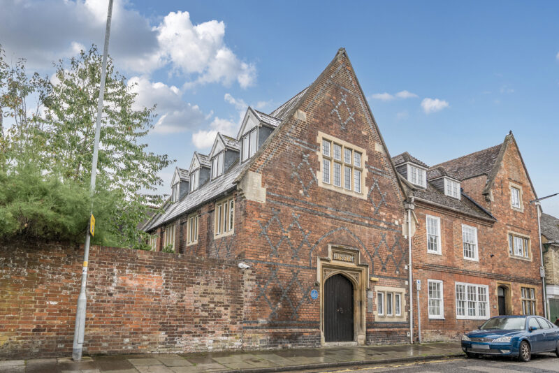 CAT 110MM LONG BRAKE PIN GUIDE (BOTS)