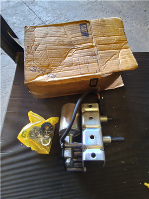 CAT MOTOR GP WINDOW WIPER(BOTS)