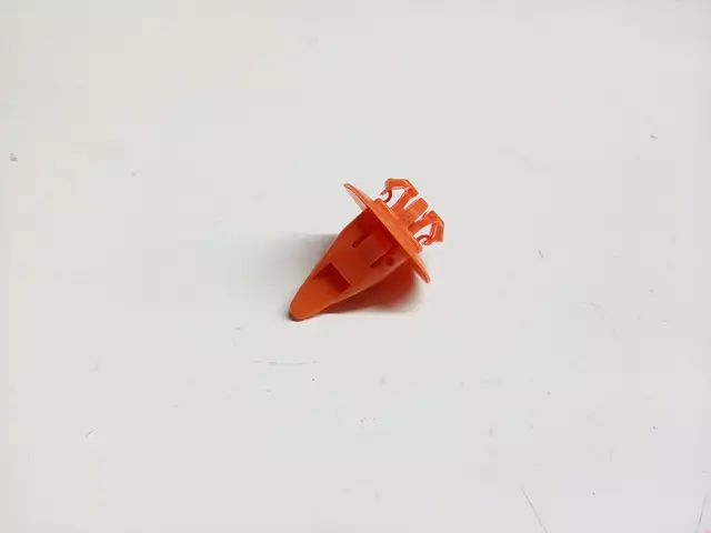 CLIP OUTSIDE